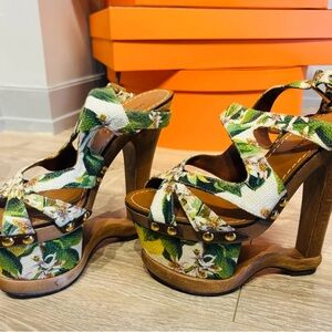 Dolce & Gabana Kiera Canvas Floral Print Platform Sandals